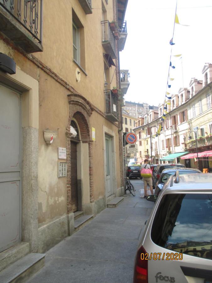 Apartment Romantico Bilocale Nel Cuore Del Balon Turin